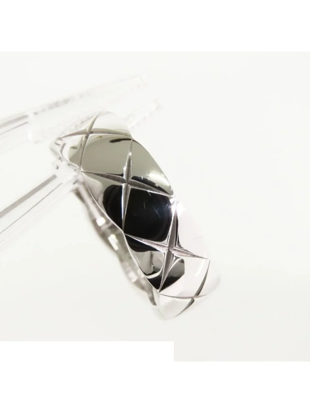 Chanel Coco Crush Medium Ring White Gold 18K Diamond